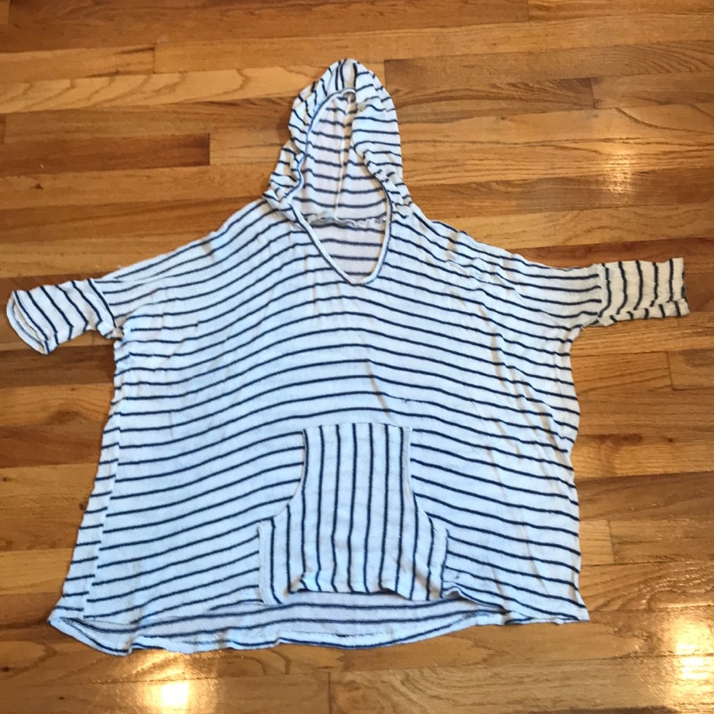 Light weight knit top